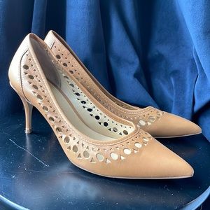 Ivanka Trump nude High heels